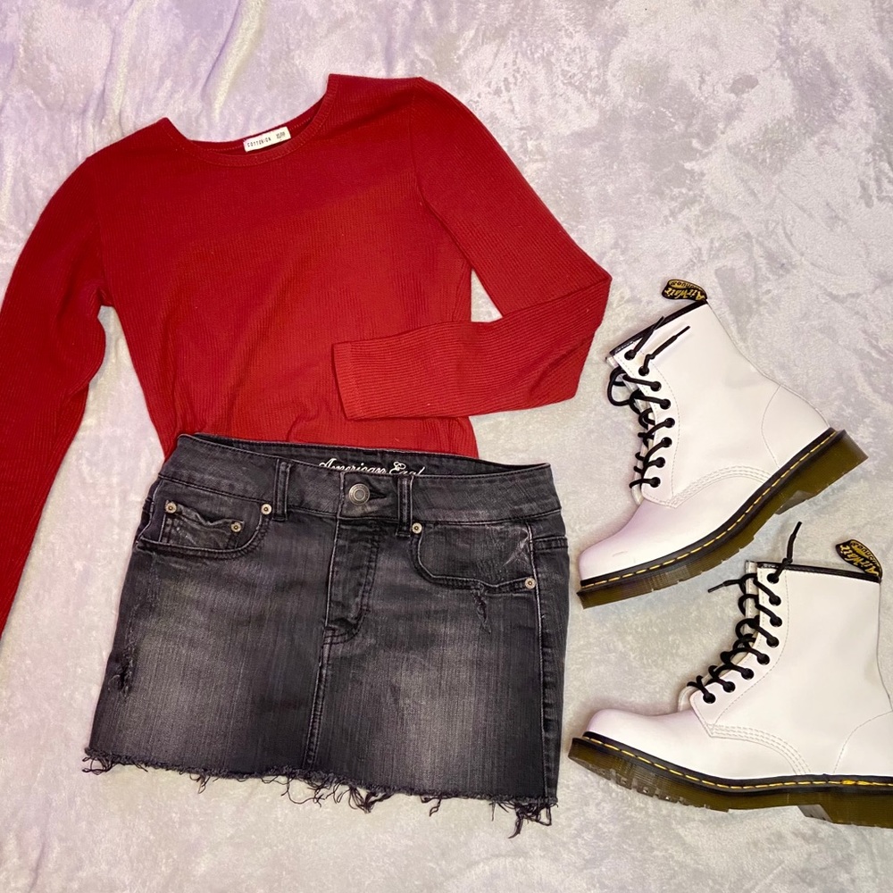 black american eagle mini skirt